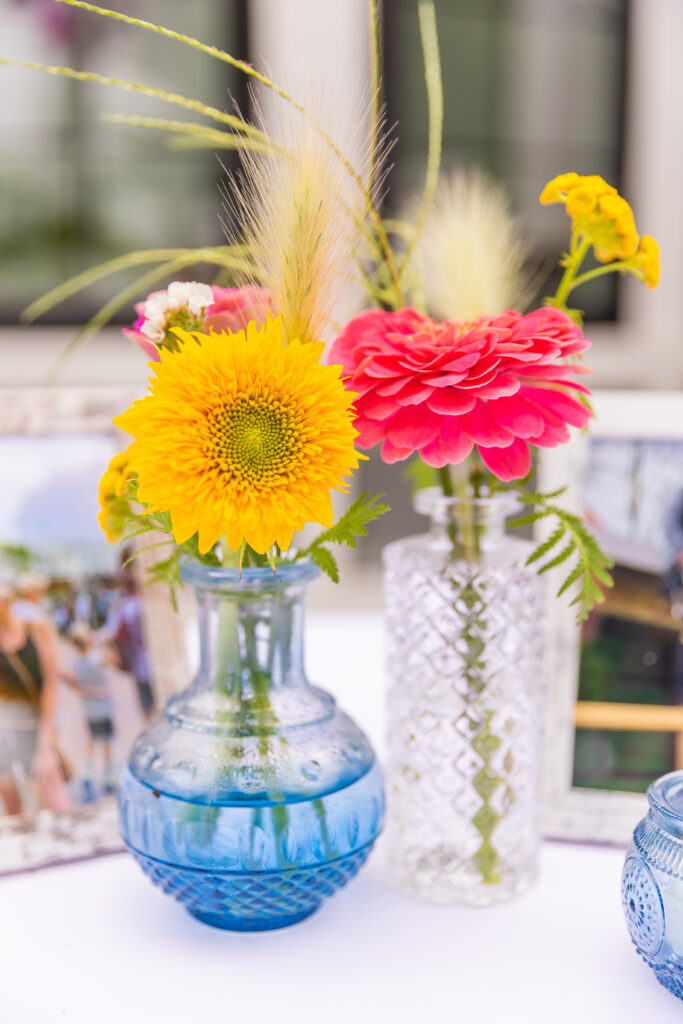 NH wedding flowers.