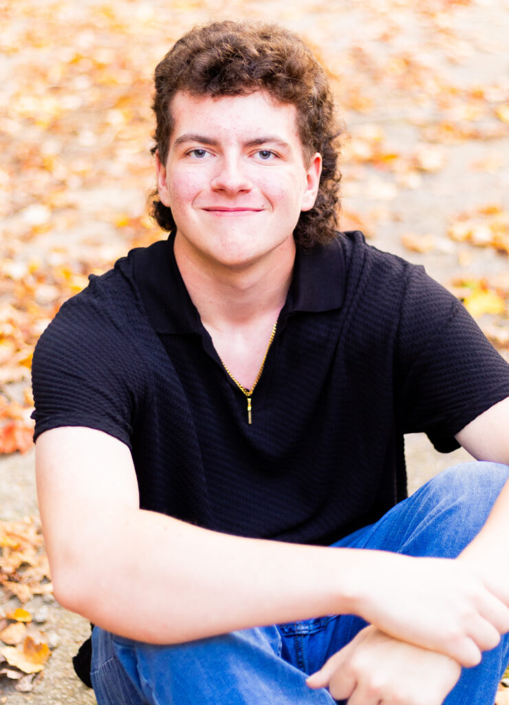 senior portraits at Benson Park in Hudson, NH